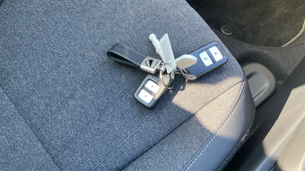 Honda Jazz 1.5 i-MMD Hybrid Advance 5dr eCVT Hybrid Hatchback - Image 42