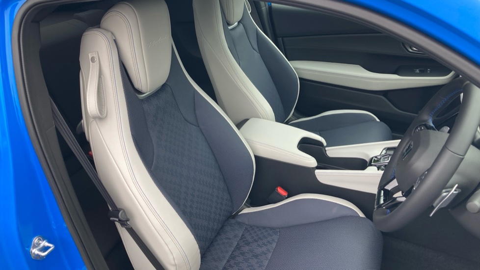 Honda Prelude 2.0 eHEV Advance 3dr CVT Hybrid Coupe - Image 16