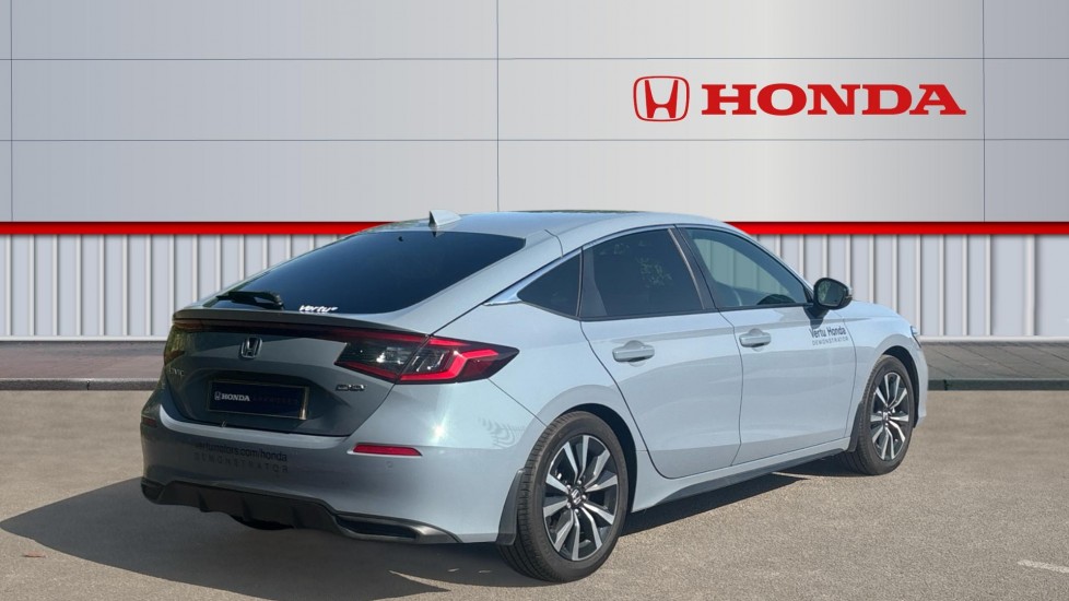 Honda Civic 2.0 eHEV Elegance 5dr CVT Hybrid Hatchback - Image 12