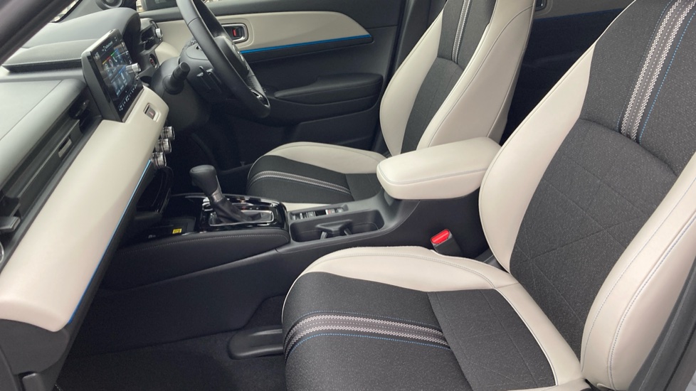 Honda HR-V 1.5 eHEV Advance Style Plus 5dr CVT Hybrid Hatchback - Image 13