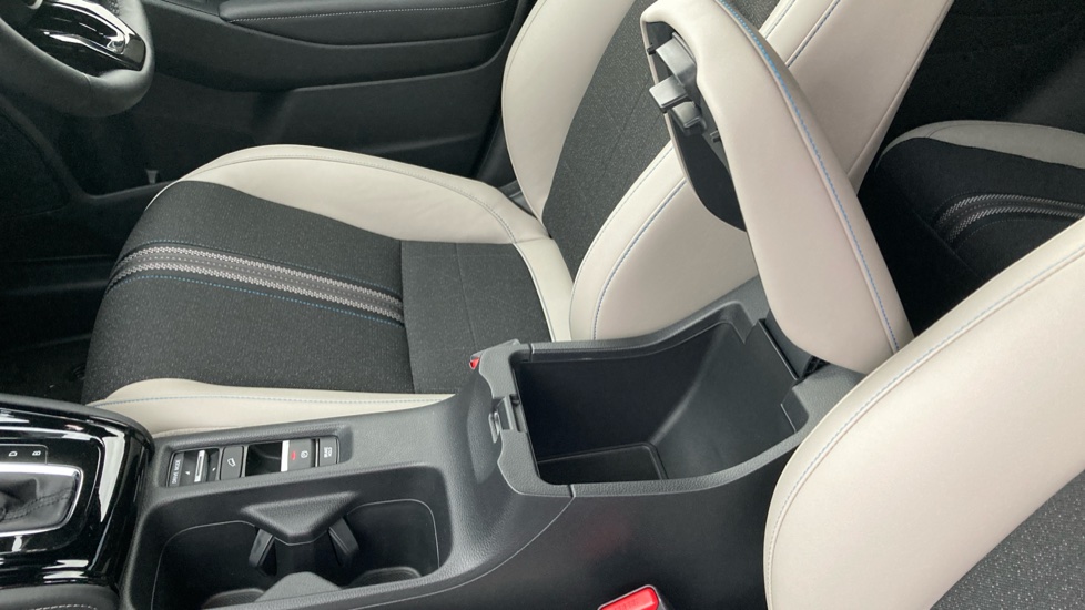 Honda HR-V 1.5 eHEV Advance Style Plus 5dr CVT Hybrid Hatchback - Image 15