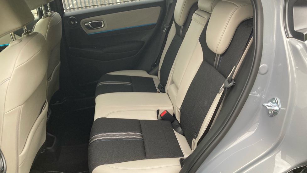 Honda HR-V 1.5 eHEV Advance Style Plus 5dr CVT Hybrid Hatchback - Image 17