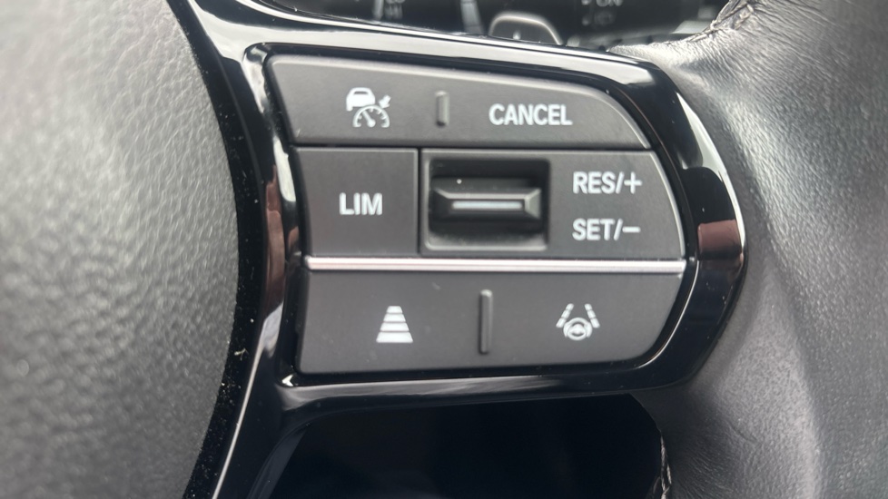 Honda Civic 2.0 eHEV Sport 5dr CVT Hybrid Hatchback - Image 14