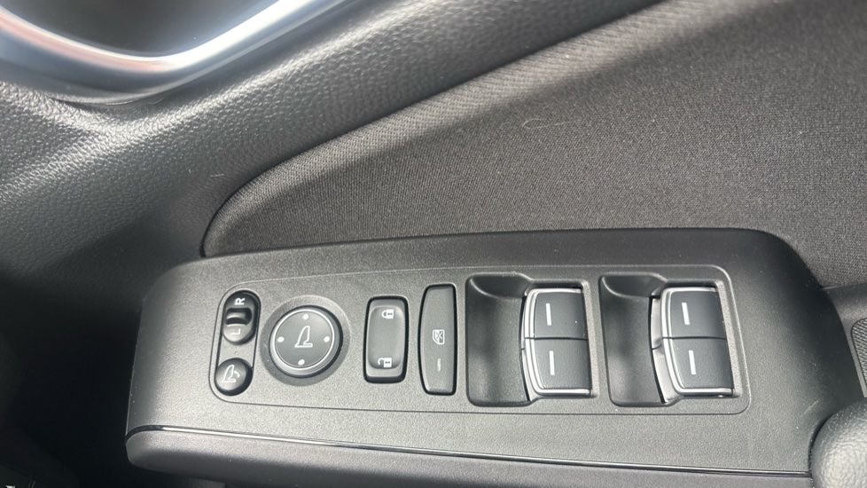Honda Civic 2.0 eHEV Sport 5dr CVT Hybrid Hatchback - Image 18