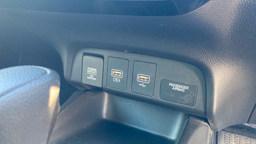 Honda Jazz 1.5 i-MMD Hybrid Elegance 5dr eCVT Hybrid Hatchback - Image 26