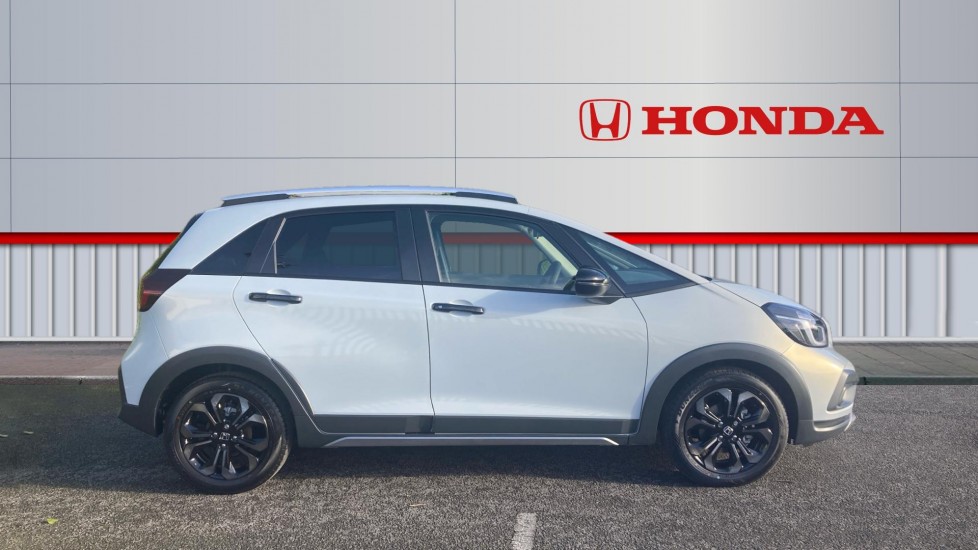 Honda Jazz 1.5 i-MMD Hybrid Crosstar Advance 5dr eCVT Hybrid Hatchback - Image 5