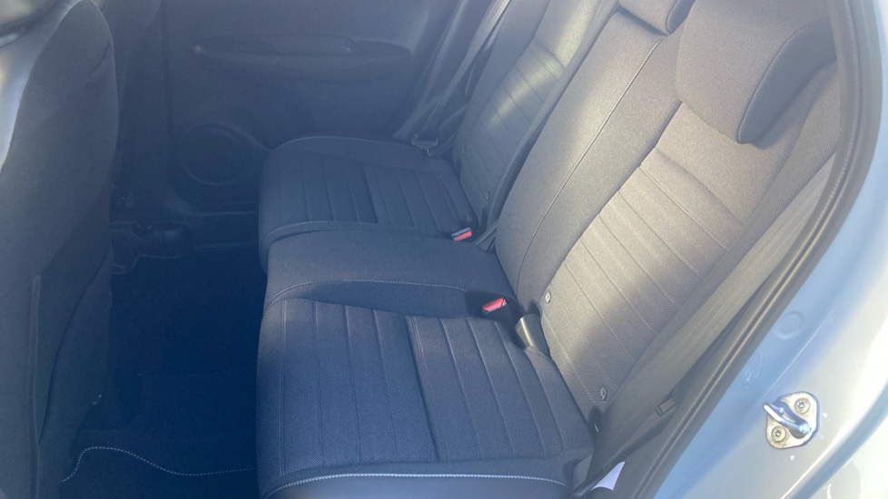 Honda Jazz 1.5 i-MMD Hybrid Crosstar Advance 5dr eCVT Hybrid Hatchback - Image 18