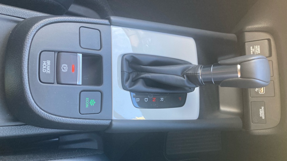 Honda Jazz 1.5 i-MMD Hybrid Crosstar Advance 5dr eCVT Hybrid Hatchback - Image 26