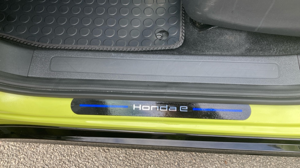 Honda Honda E 113kW Advance 36kWh 5dr Auto Electric Hatchback - Image 13