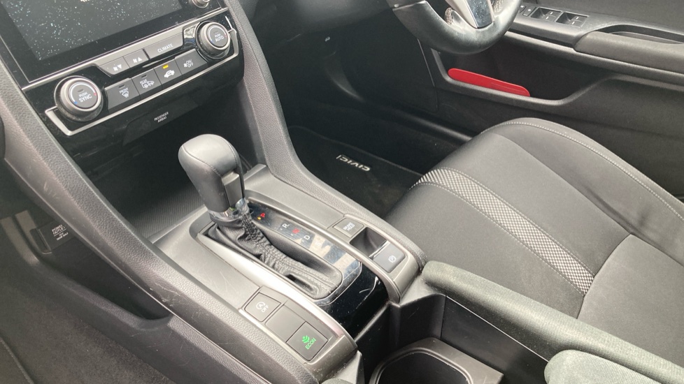 Honda Civic 1.0 VTEC Turbo 126 SR 5dr CVT Petrol Hatchback - Image 15
