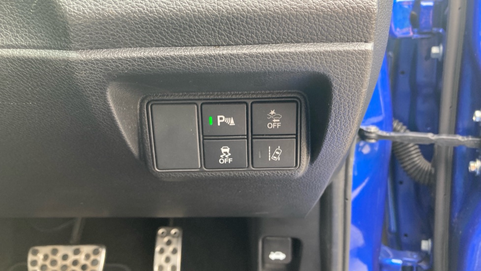 Honda Civic 1.0 VTEC Turbo 126 SR 5dr CVT Petrol Hatchback - Image 28