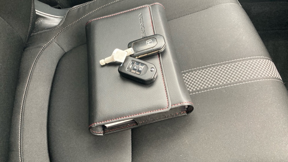 Honda Civic 1.5 VTEC Turbo Sport 5dr Petrol Hatchback - Image 31