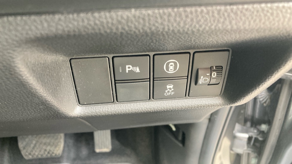 Honda Jazz 1.5 i-MMD Hybrid Crosstar EX 5dr eCVT Hybrid Hatchback - Image 21