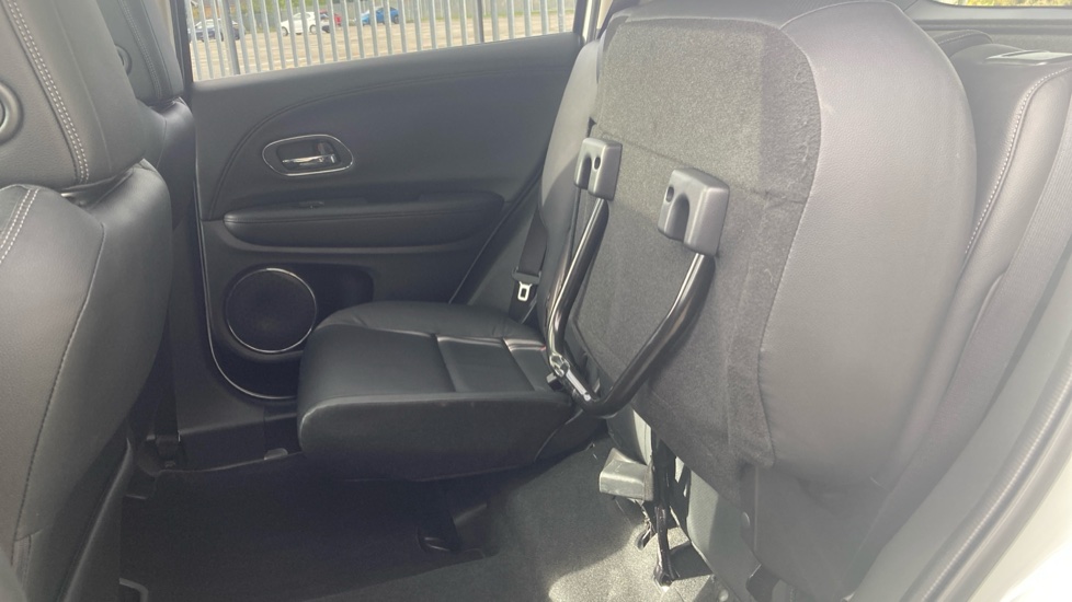 Honda HR-V 1.5 i-VTEC EX 5dr Petrol Hatchback - Image 36