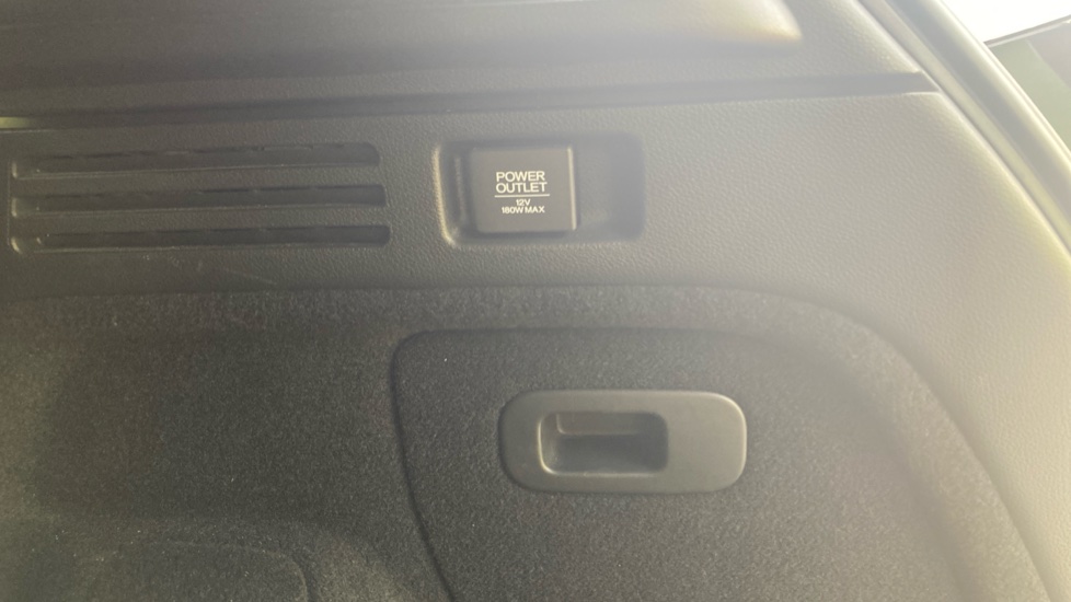Honda HR-V 1.5 i-VTEC EX 5dr Petrol Hatchback - Image 39