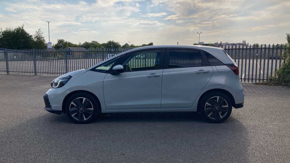 Honda Jazz 1.5 i-MMD Hybrid Advance 5dr eCVT Hybrid Hatchback - Image 31