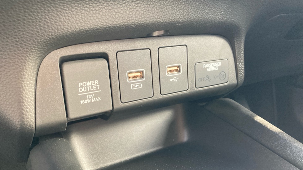 Honda Jazz 1.5 i-MMD Hybrid Advance 5dr eCVT Hybrid Hatchback - Image 36