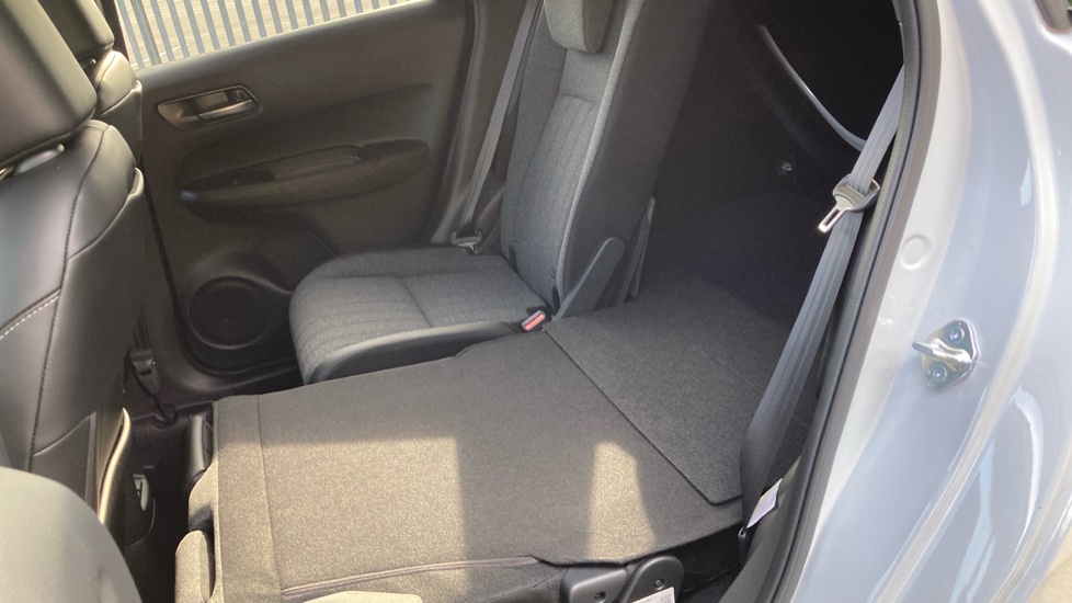 Honda Jazz 1.5 i-MMD Hybrid Advance 5dr eCVT Hybrid Hatchback - Image 39