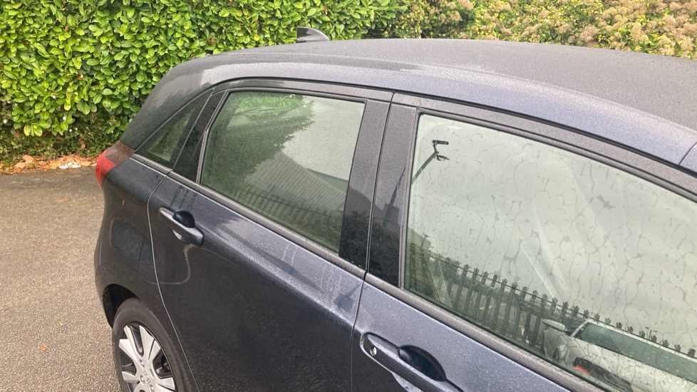 Honda Jazz 1.5 i-MMD Hybrid SR 5dr eCVT Hybrid Hatchback - Image 15