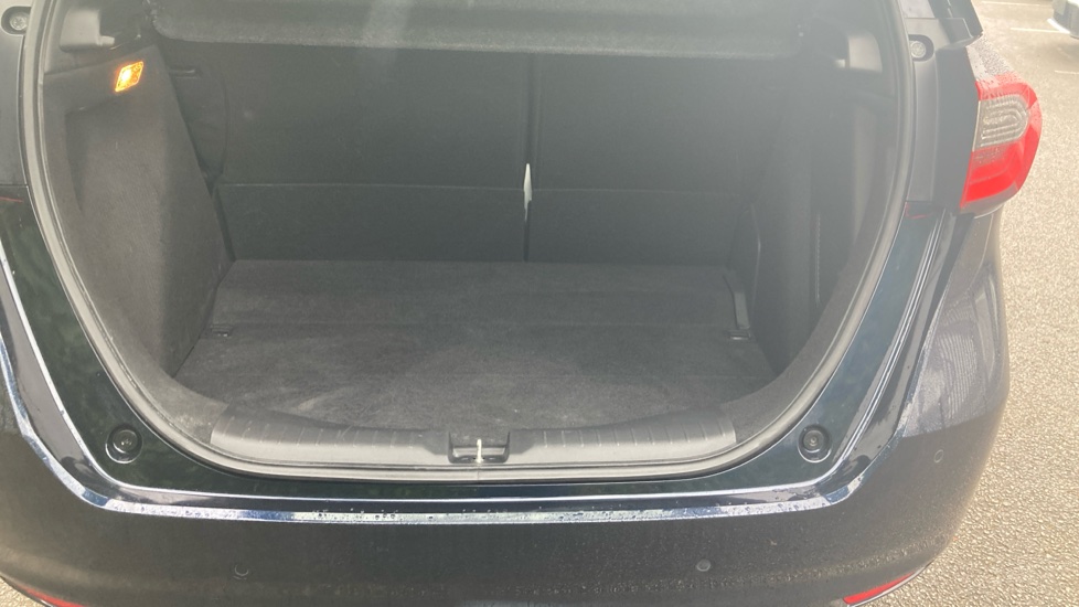 Honda Jazz 1.5 i-MMD Hybrid SR 5dr eCVT Hybrid Hatchback - Image 22