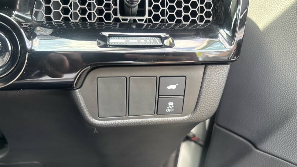 Honda CR-V 2.0 eHEV Advance 5dr eCVT Hybrid Estate - Image 18