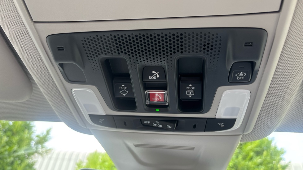 Honda CR-V 2.0 eHEV Advance 5dr eCVT Hybrid Estate - Image 35