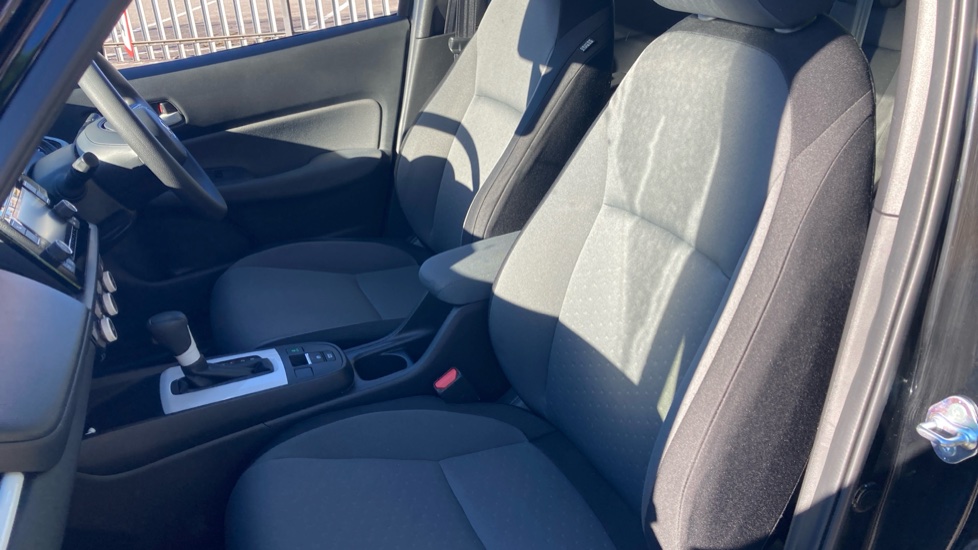 Honda Jazz 1.5 i-MMD Hybrid SE 5dr eCVT Hybrid Hatchback - Image 30