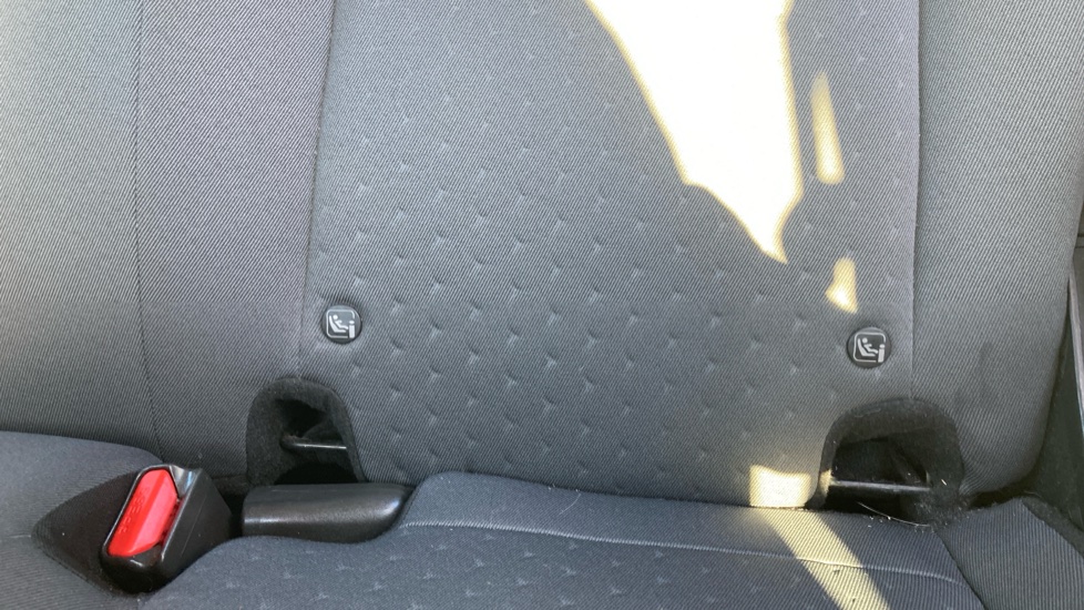 Honda Jazz 1.5 i-MMD Hybrid SE 5dr eCVT Hybrid Hatchback - Image 32