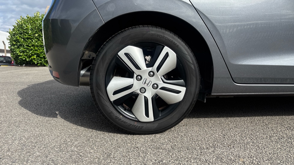 Honda Jazz 1.5 i-MMD Hybrid EX 5dr eCVT Hybrid Hatchback - Image 9