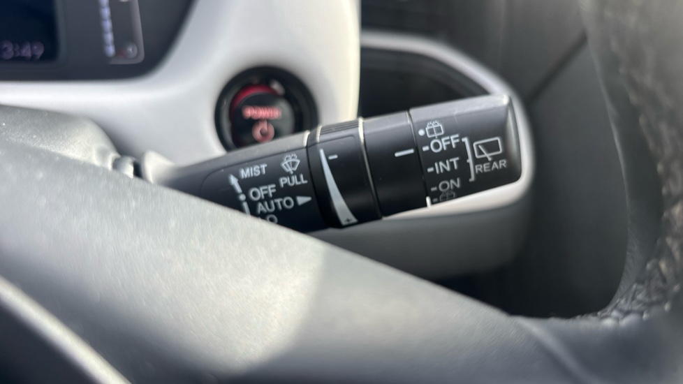 Honda Jazz 1.5 i-MMD Hybrid EX 5dr eCVT Hybrid Hatchback - Image 18