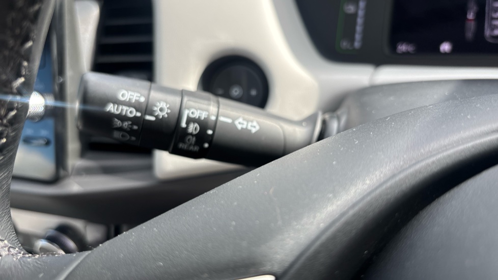 Honda Jazz 1.5 i-MMD Hybrid EX 5dr eCVT Hybrid Hatchback - Image 19