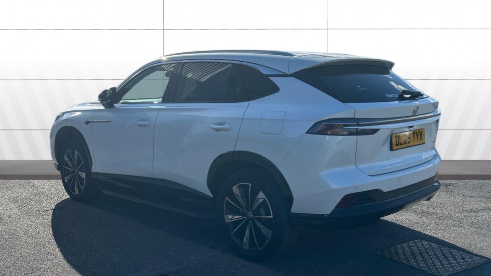 MG HS 1.5 T-GDI PHEV SE 5dr Auto Hatchback - Image 2