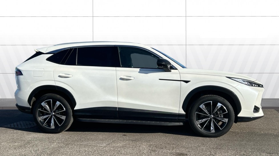 MG HS 1.5 T-GDI PHEV SE 5dr Auto Hatchback - Image 5