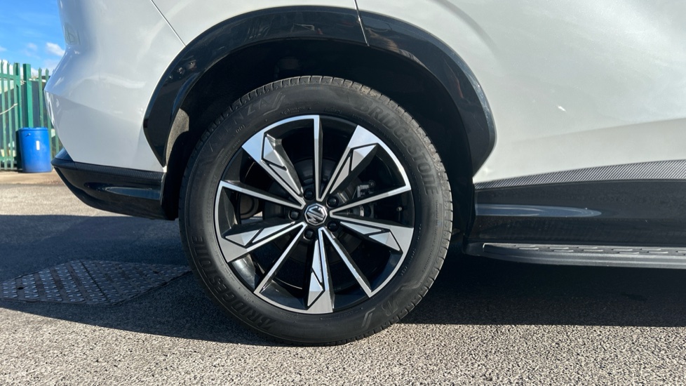 MG HS 1.5 T-GDI PHEV SE 5dr Auto Hatchback - Image 7