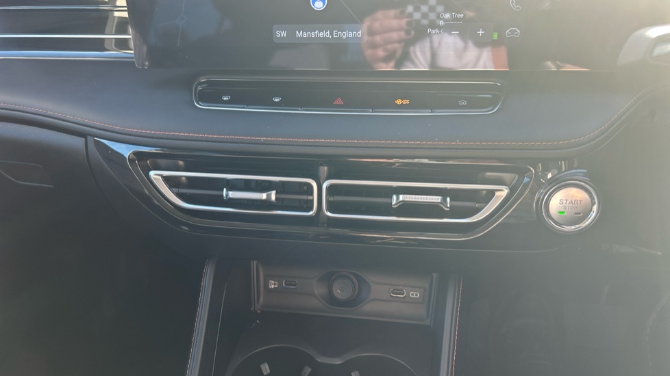 MG HS 1.5 T-GDI PHEV SE 5dr Auto Hatchback - Image 30