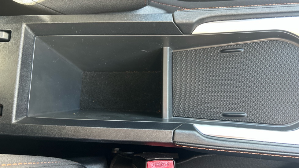 MG HS 1.5 T-GDI PHEV SE 5dr Auto Hatchback - Image 36