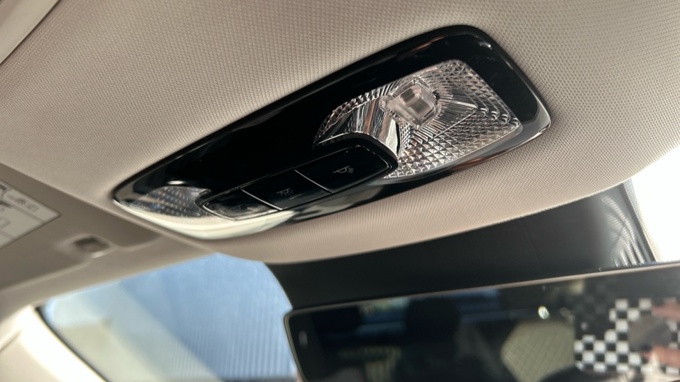MG HS 1.5 T-GDI PHEV SE 5dr Auto Hatchback - Image 37