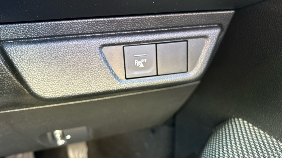 Dacia Sandero Stepway 1.0 TCe Expression 5dr Petrol Hatchback - Image 33