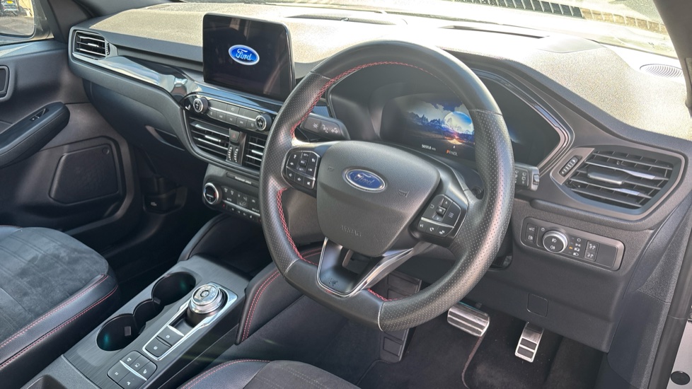 Ford Kuga 2.5 PHEV ST-Line X Edition 5dr CVT Estate - Image 11
