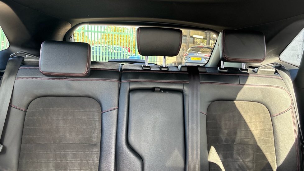 Ford Kuga 2.5 PHEV ST-Line X Edition 5dr CVT Estate - Image 15