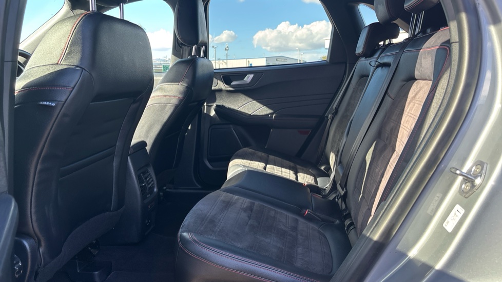 Ford Kuga 2.5 PHEV ST-Line X Edition 5dr CVT Estate - Image 16