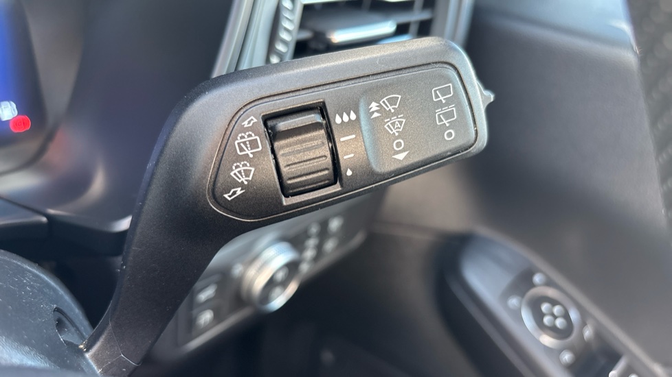 Ford Kuga 2.5 PHEV ST-Line X Edition 5dr CVT Estate - Image 38