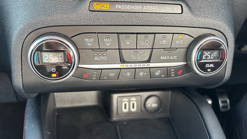 Ford Kuga 2.5 PHEV ST-Line X Edition 5dr CVT Estate - Image 43