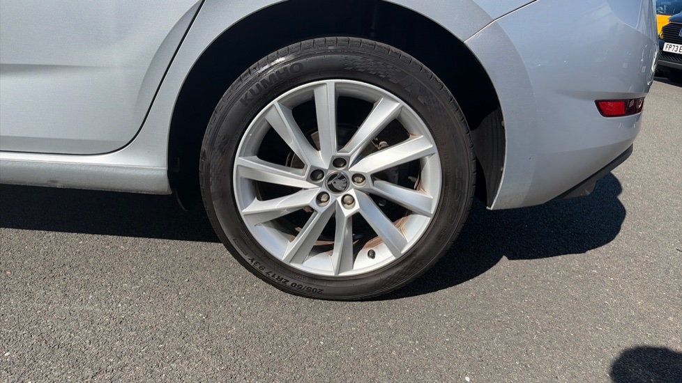 Skoda Scala 1.5 TSI SE L 5dr DSG Petrol Hatchback - Image 24