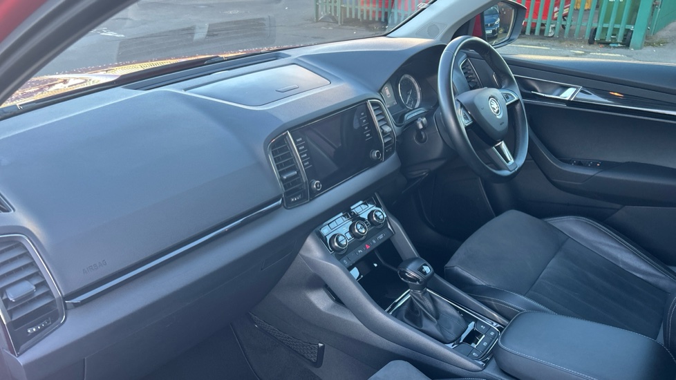 Skoda Karoq 1.5 TSI SE L 5dr DSG Petrol Estate - Image 9