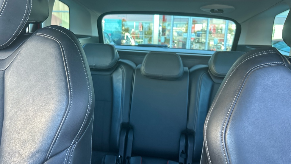 Skoda Karoq 1.5 TSI SE L 5dr DSG Petrol Estate - Image 15