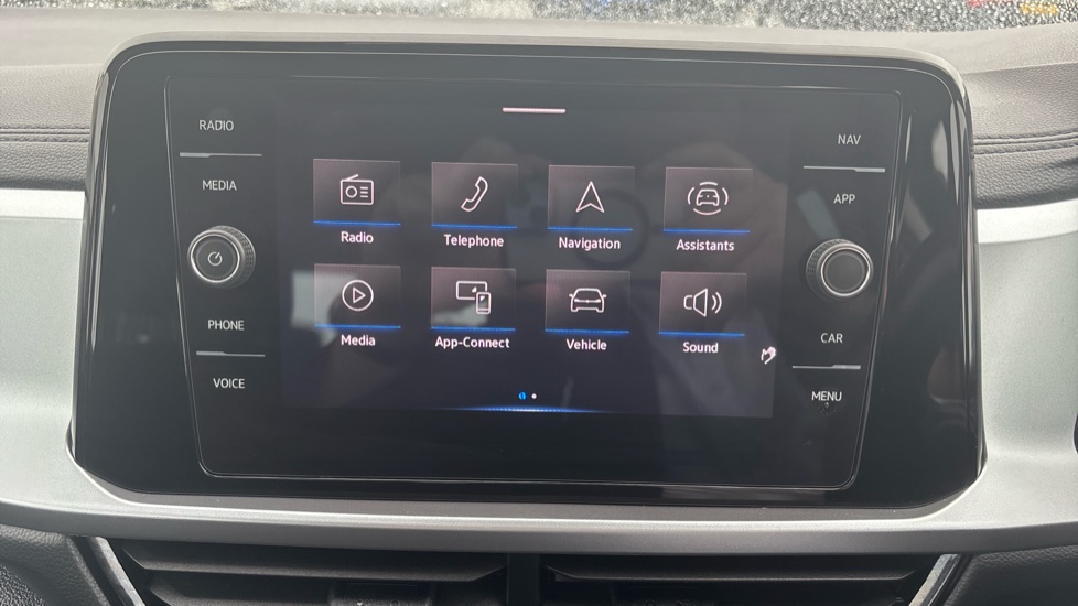 Volkswagen T-Roc 1.5 TSI Life 5dr Petrol Hatchback - Image 12