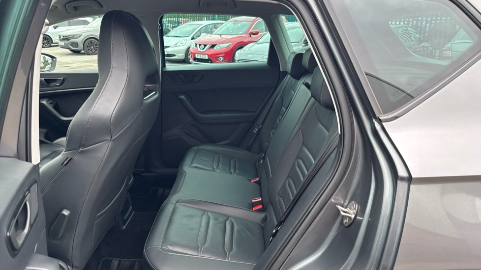 CUPRA Ateca 1.5 EcoTSI V2 5dr DSG Petrol Estate - Image 16