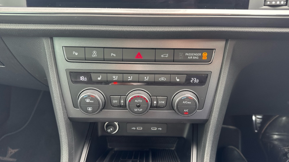 CUPRA Ateca 1.5 EcoTSI V2 5dr DSG Petrol Estate - Image 21