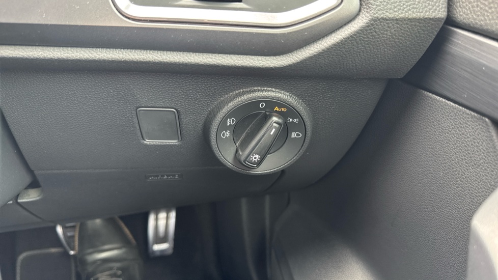 CUPRA Ateca 1.5 EcoTSI V2 5dr DSG Petrol Estate - Image 26